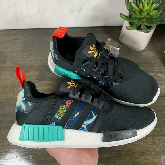 adidas x HER Studio NMD R1 - Picture 9 of 10